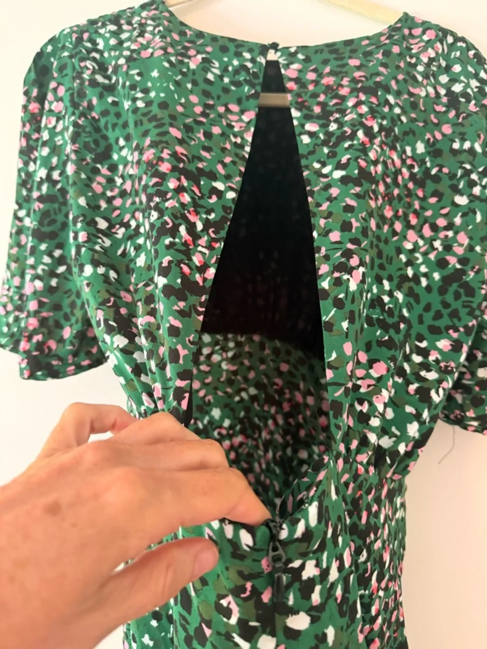 Topshop Green Floral Print Mini Dress UK 14 US 10 Flutter Sleeve Keyhole Back - Picture 4 of 9